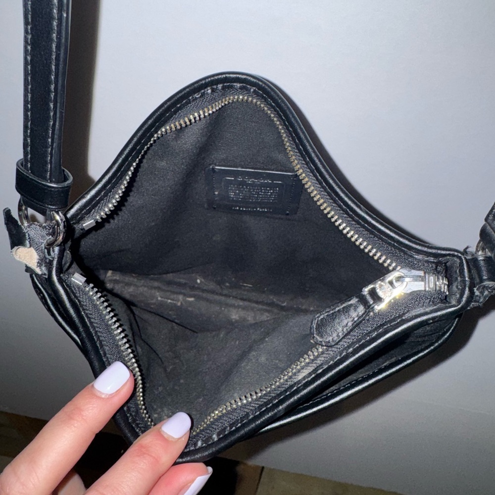 Coach Black Crossbody Bag and Wallet Set - Picture 2 of 3